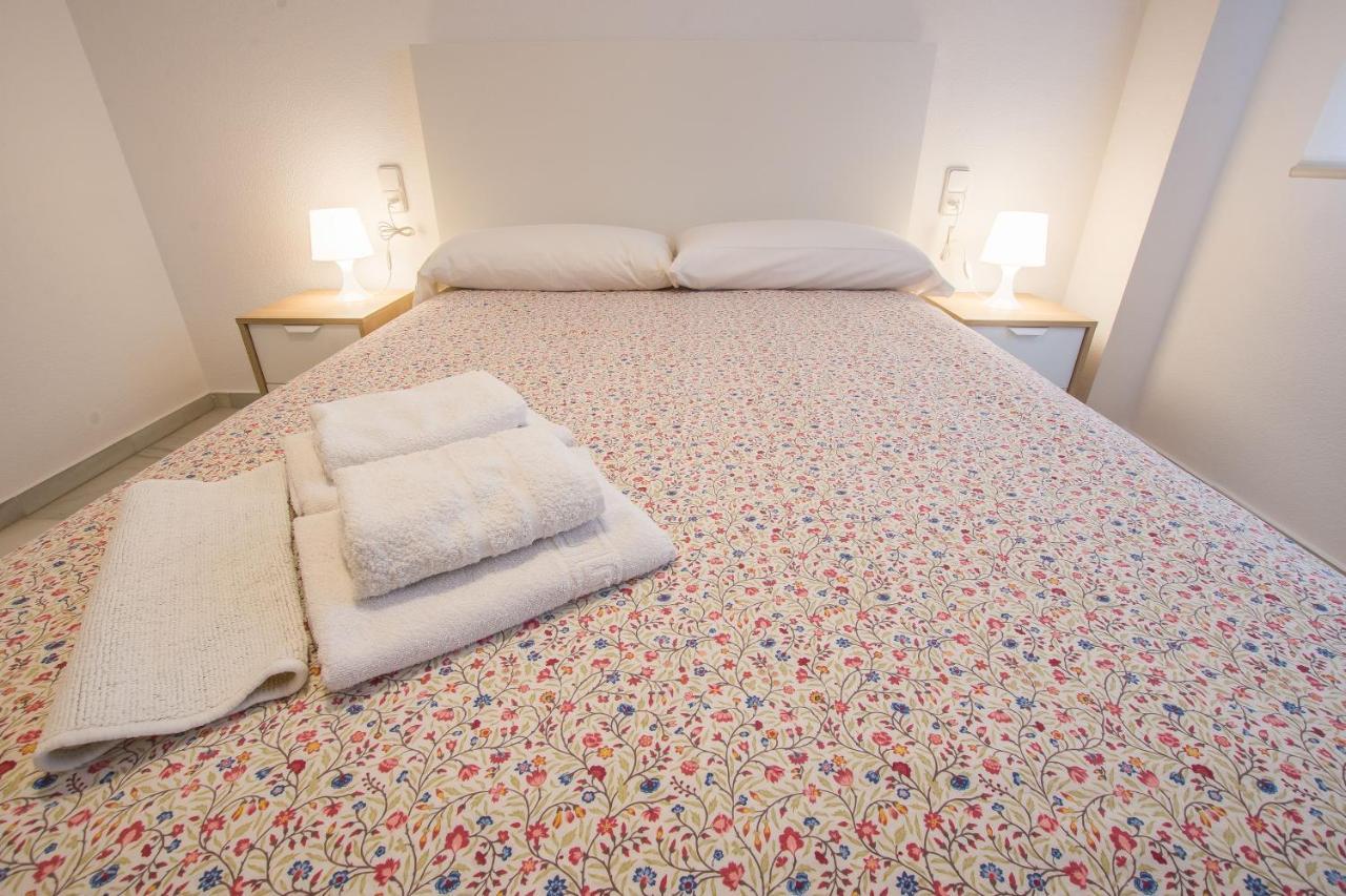 Qh Puerta Real Apartment Granada Ngoại thất bức ảnh